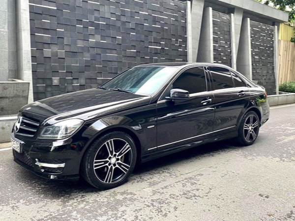 Loạt xe sang Đức, Nhật cũ 'chạy chán vẫn ngon' chỉ 500 triệu đồng