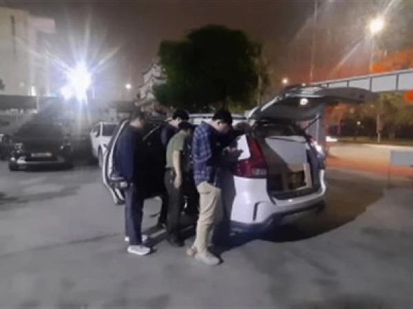 Hà Nội: Phát hiện đối tượng người nước ngoài sử dụng trạm BTS giả phát tán tin nhắn lừa đảo