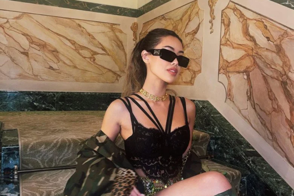 Ái nữ nổi tiếng nhất của tỷ phú Johnathan Hạnh Nguyễn: Từ hot girl MXH đến Phó tổng giám đốc mảng thời trang hàng hiệu, phải đi lùi mới về vạch đích