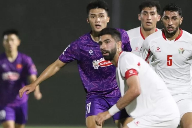 U23 Việt Nam khiến báo Indonesia phải sửng sốt sau động thái từ phía VFF