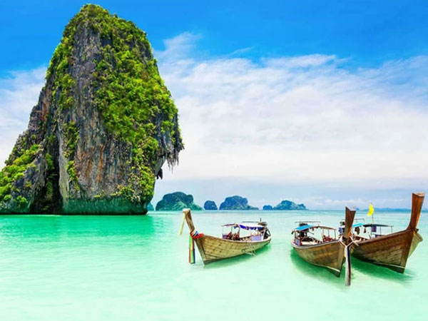 Chính thức nghỉ 5 ngày: Du lịch nước ngoài được dịp lên ngôi, những nơi không cần xin visa dưới đây chính là lựa chọn hàng đầu!