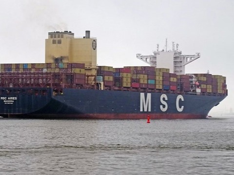 Iran bắt tàu container 'có liên hệ với Israel'