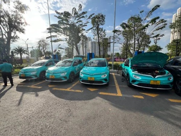 Xe điện khuấy động thị trường taxi