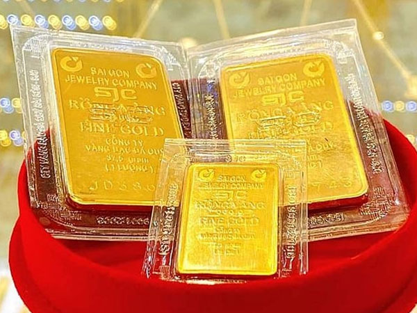 Cuối ngày, giá vàng miếng SJC lại... giảm chóng mặt