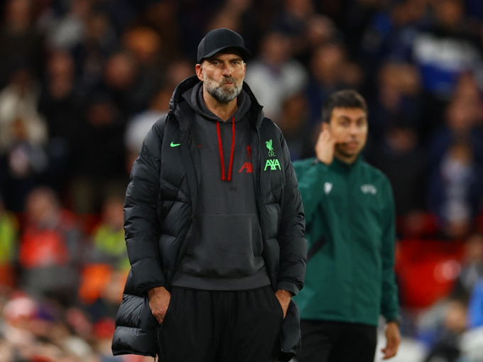 Klopp: Liverpool giảm sút phong độ từ trận thua Man United