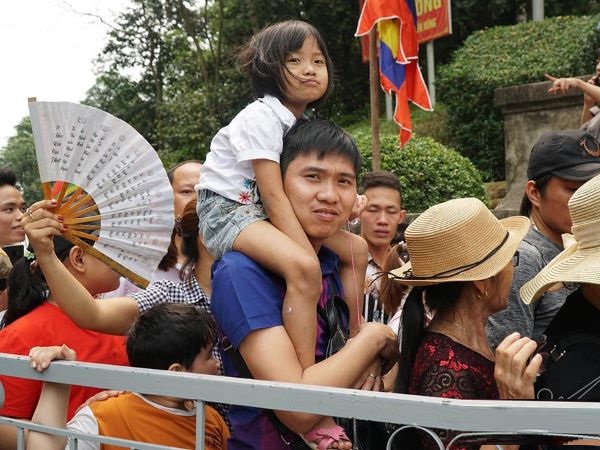 Miền Bắc nắng nóng mạnh dịp lễ Giỗ tổ Hùng Vương, lưu ý mưa giông chiều tối