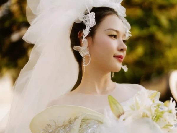 Midu phản hồi thông tin cưới