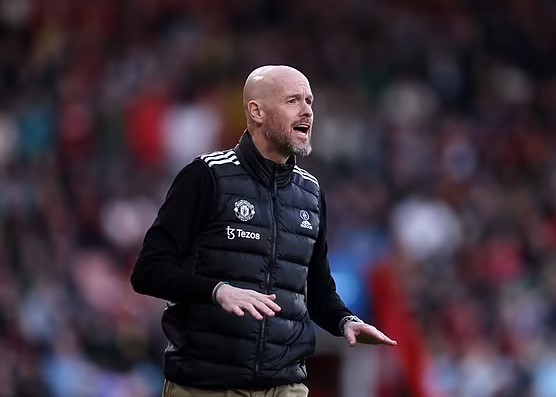 Neville: Tình cảnh Ten Hag lúc này giống Mourinho, Solskjaer trước khi bị sa thải