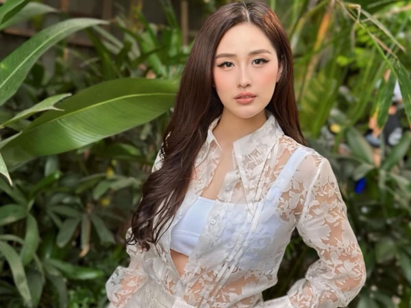 Hậu xác nhận có người yêu, Mai Phương Thúy tung hint chuẩn bị lên xe hoa?