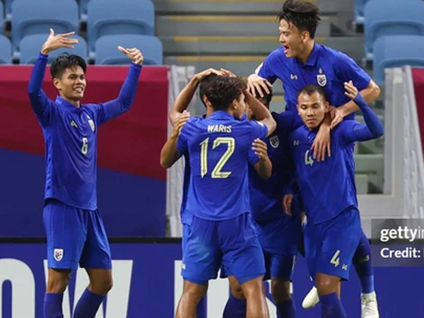 Tạo nên 'đại địa chấn' để sáng cửa đi tiếp, Thái Lan gửi bài học quý đến U23 Việt Nam