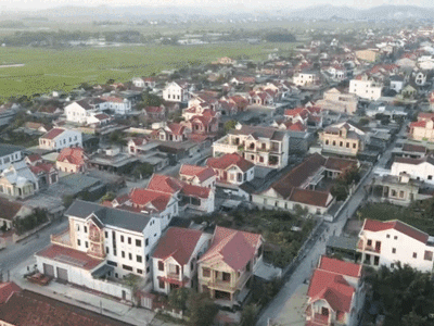 'Làng tỷ phú' ở Nghệ An: Từ đói khổ vươn lên nhờ buôn đồng nát 'xuyên quốc gia', giờ đại gia nhiều không đếm xuể