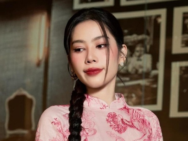 Nam Em mở lại trang cá nhân kèm tuyên bố: Mọi người đã sẵn sàng chưa