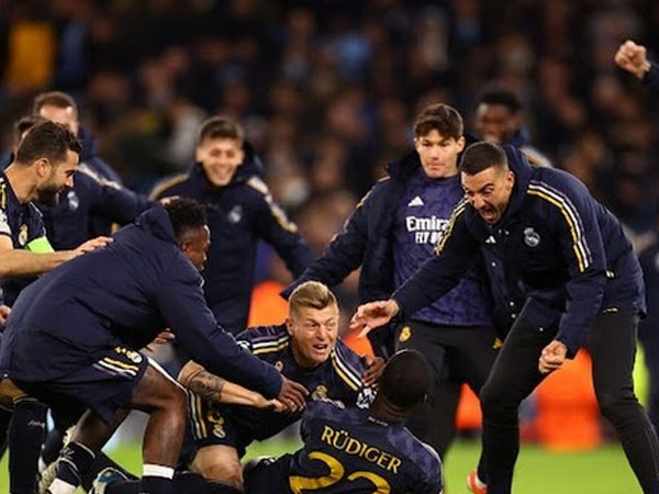 Real Madrid biến Man City thành cựu vương sau loạt đá luân lưu nghẹt thở