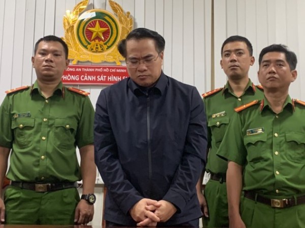 Hành vi nhận hối lộ của hai cựu Cục trưởng Cục Đăng kiểm Việt Nam