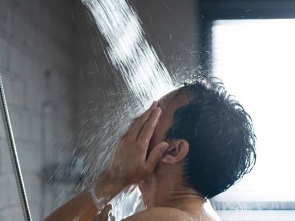 Người xưa có câu 'người tắm ba kiểu, mạng mỏng hơn giấy' là những kiểu tắm nào?
