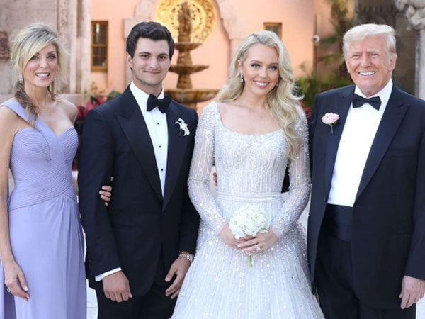 Bị coi là người kém sắc và mờ nhạt nhất nhà Trump, tiểu thư Tiffany Trump giờ “lột xác” ngoạn mục ra sao mà sắp vượt cả chị gái Ivanka?