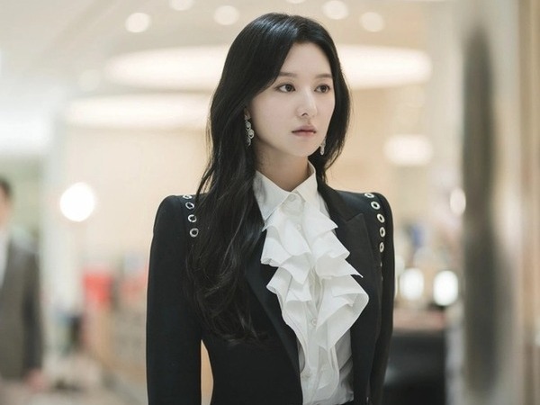 Nóng: 'Nữ hoàng nước mắt' Kim Ji Won bị tố thành lập công ty ma để lách luật, trốn thuế