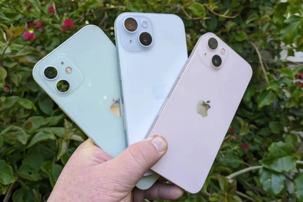 10 năm trước, chúng ta từng chê chiếc iPhone này là tệ nhất lịch sử: Giờ nhìn lại mới thấy sai lầm?