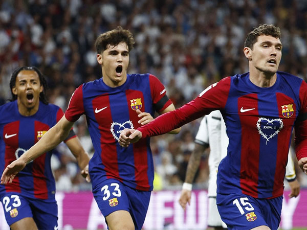 Bellingham tỏa sáng phút 91, Real Madrid đánh bại Barca