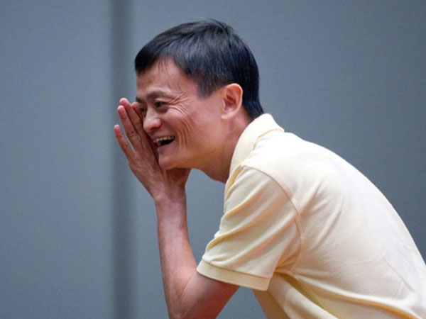 Từ việc Jack Ma thừa nhận chỉ hạnh phúc với mức lương 300 nghìn đồng: Giàu là bể khổ!