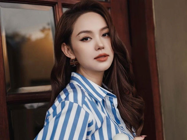 Minh Hằng thẳng thừng từ chối chụp ảnh với người hâm mộ tại sự kiện, chuyện gì đây?