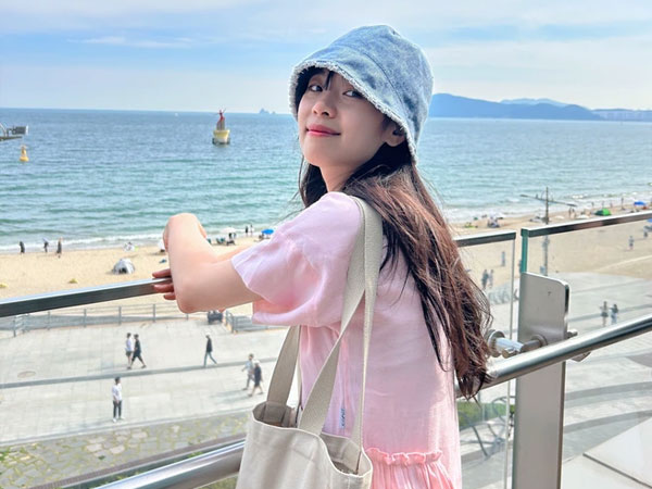 Gặp nữ sinh Việt xinh như hot girl, đang làm IT ở Hàn và biết tới 3 ngoại ngữ