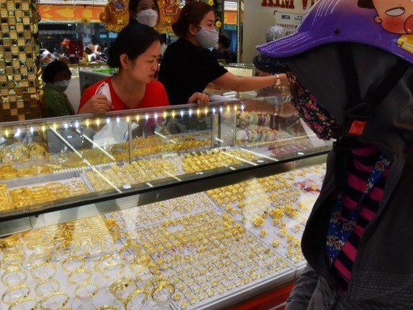 Giá vàng SJC duy trì ở vùng đỉnh lịch sử