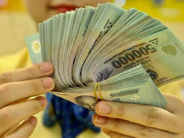 Người lao động được thưởng bao nhiêu tiền dịp nghỉ lễ 30/4 và 1/5?