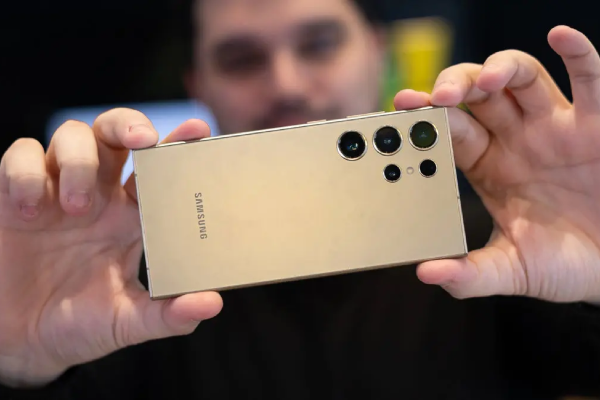 Sự cố camera của Samsung Galaxy S24 Ultra có thể phải đến tháng 6 mới được khắc phục
