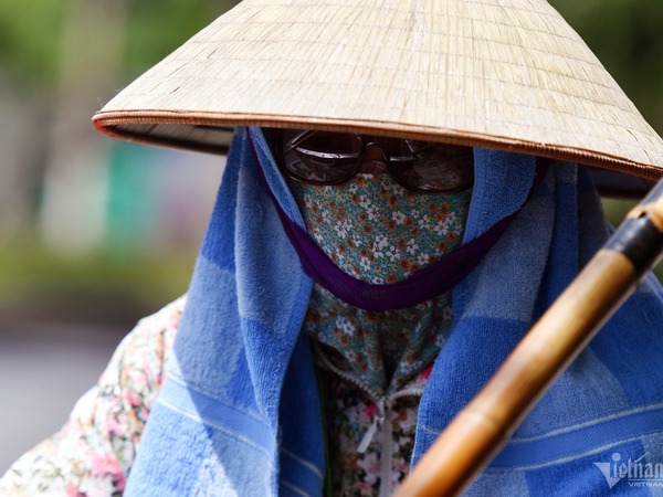 Phân biệt say nắng với đột quỵ khi trời nóng bức