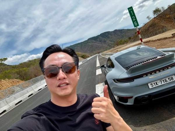 Cường đô-la tính chạy TP.HCM - Hà Nội bằng Porsche 911, cư dân mạng phán đoán: 'Xe này chạy không quá 24 giờ'