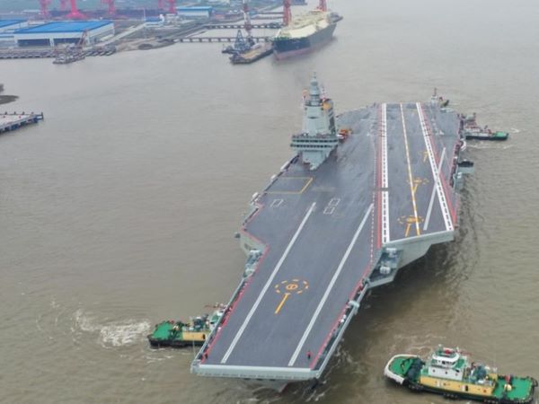 Tàu sân bay 'xịn' nhất của Trung Quốc so với tàu sân bay Mỹ thế nào?