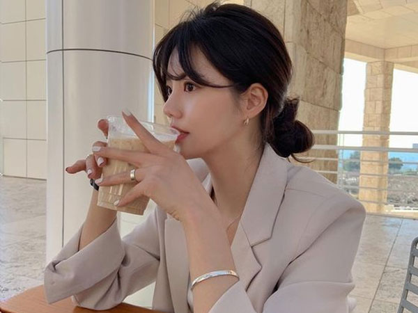 Học búi tóc chuẩn style Hàn Quốc: Tạo góc nghiêng ảo diệu, giúp lên hình siêu xinh