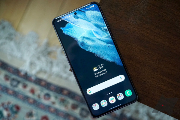 Cách khắc phục lỗi sọc xanh trên smartphone!