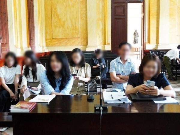 Sắp xử phúc thẩm vụ chia tài sản giữa cựu siêu mẫu Ngọc Thúy và chồng cũ