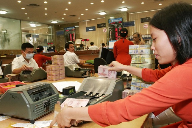 Thủ tướng yêu cầu Bộ Công an vào cuộc xử lý tình trạng thao túng tổ chức tín dụng