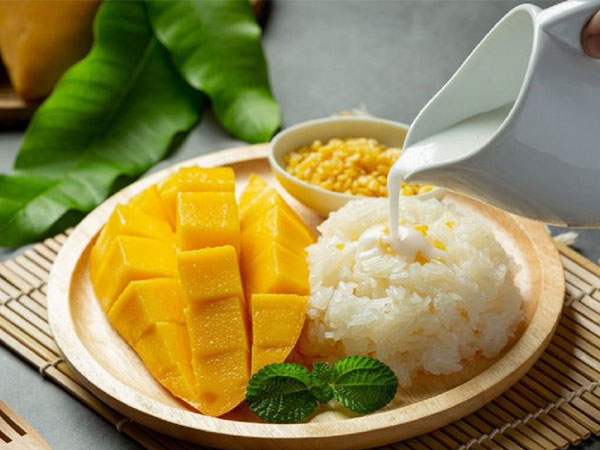 Bí kíp tạo nên món tráng miệng ngon tuyệt đỉnh của 'nữ hoàng xôi xoài' Thái Lan