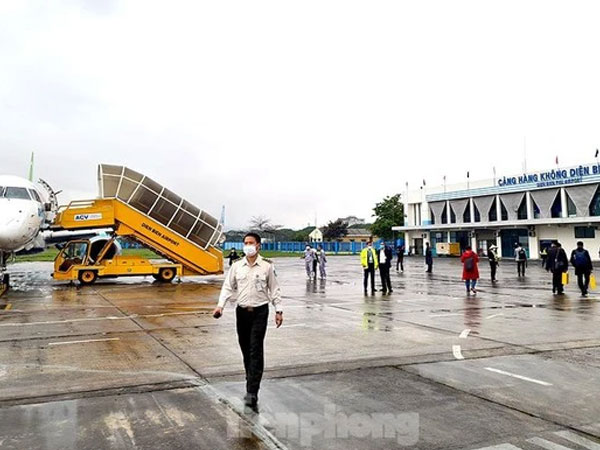 Hết sạch vé máy bay Hà Nội - Điện Biên