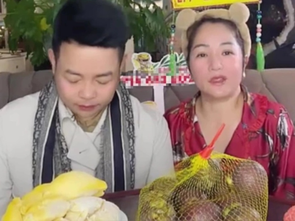 Thúy Nga trả nhẫn kim cương cho Quang Lê: 'Anh đã đi theo Hà Thanh Xuân rồi, đừng đến với tôi'