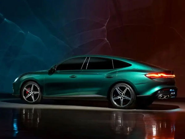 Cùng đẳng cấp Camry, Accord, mẫu xe đẹp như Porsche phát giá chỉ hơn 700 triệu khi về Việt Nam