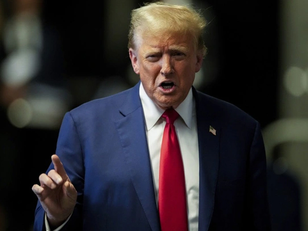 Đối diện hình phạt ngồi tù, ông Trump nói sẵn sàng đón nhận