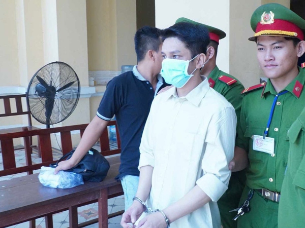 Kẻ bôi nhọ danh dự cán bộ, chống phá Nhà nước lĩnh án 8 năm tù