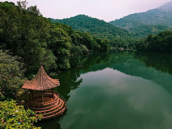Phát hiện điểm được ví như 'vườn địa đàng' cách Hà Nội chưa đến 100km, rất phù hợp để tránh nóng ngày hè
