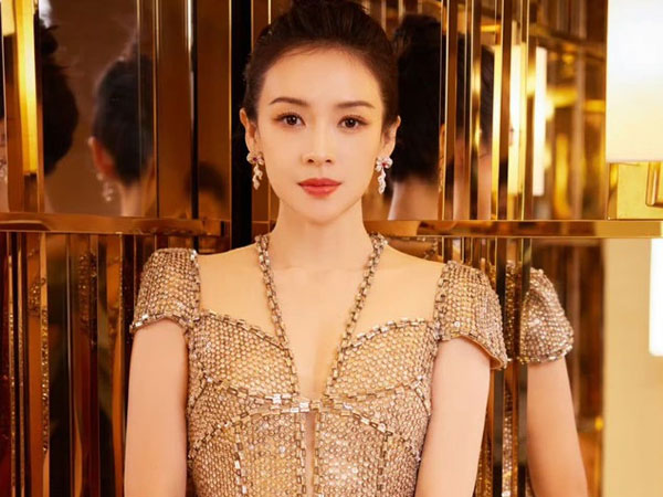 Ầm ĩ chuyện Chương Tử Di hẹn hò thiếu gia kém 17 tuổi hậu đổ vỡ hôn nhân