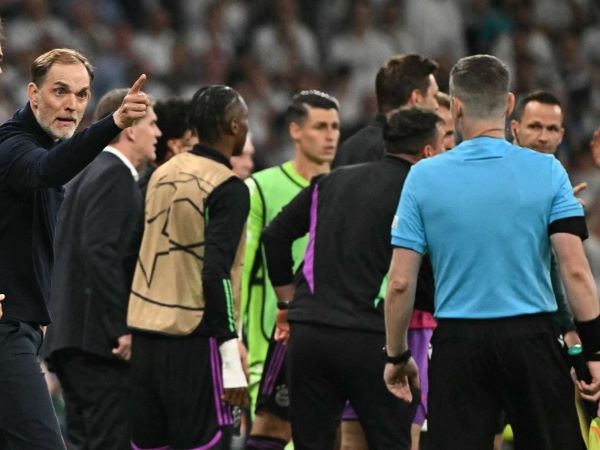 Trọng tài biên xin lỗi khiến Bayern mất oan bàn thắng trước Real