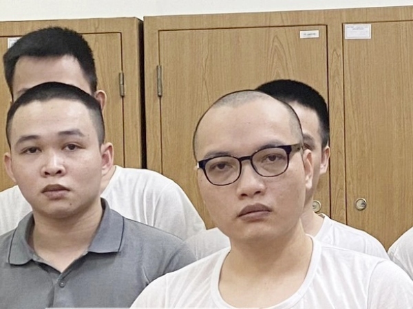 Thủ đoạn xóa dấu vết tinh vi của ông trùm môi giới 300 gái mại dâm 'hàng tuyển' ở Hà Nội