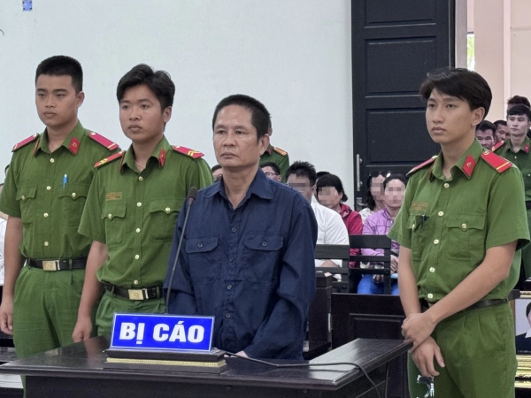 Tử hình người chồng đầu độc chết 4 mẹ con