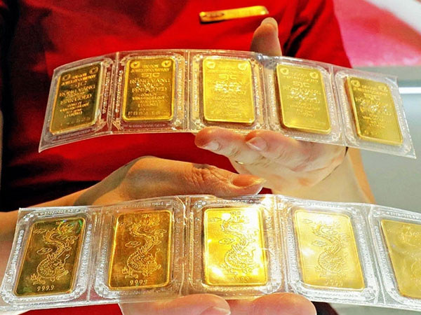 Chính phủ yêu cầu kiểm soát chặt giao dịch vàng