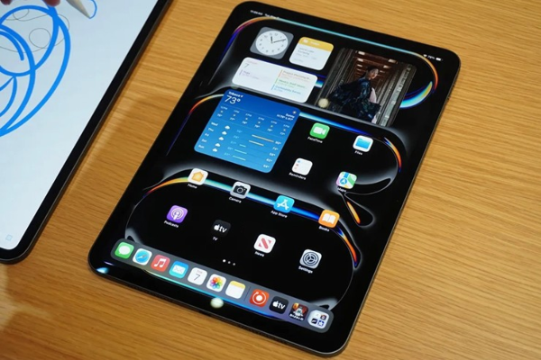 Apple vừa loại bỏ 'quà tặng' quen thuộc trên các sản phẩm của mình