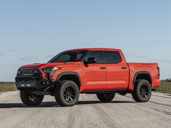 Toyota Tundra TRD Pro off-road 'đỉnh' hơn nhờ Hennessey